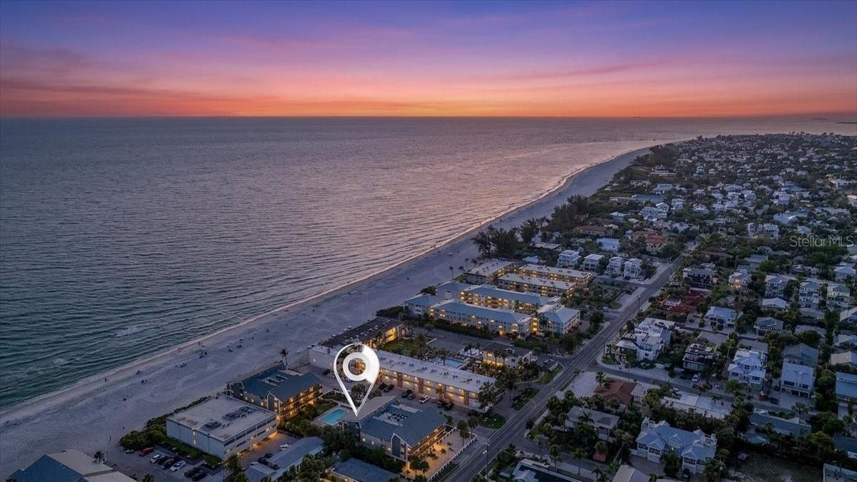 WEST WINDS OF HOLMES BEACH II - Residential