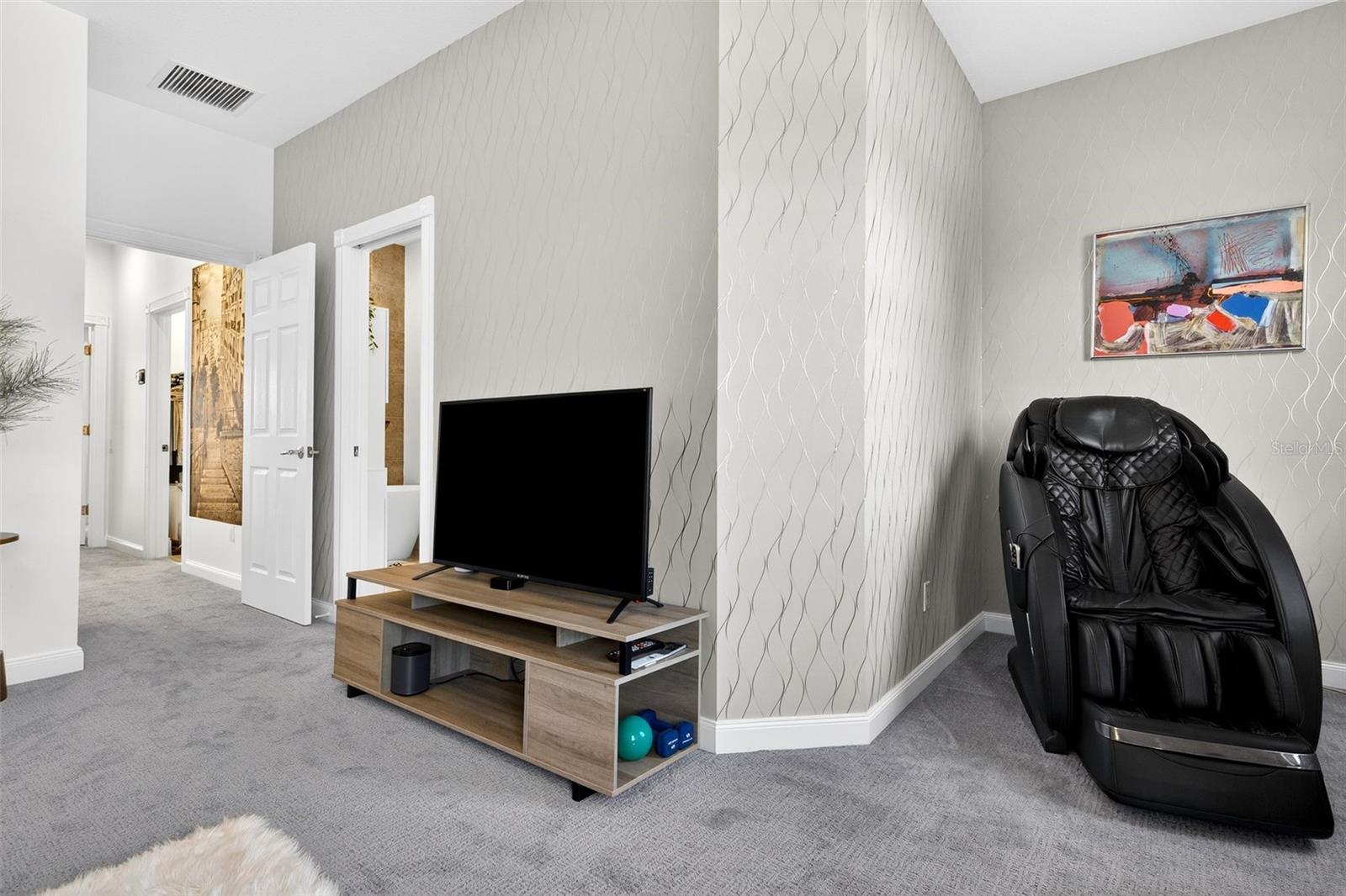 VILLAGEWALK/LK NONAA 01B - Residential