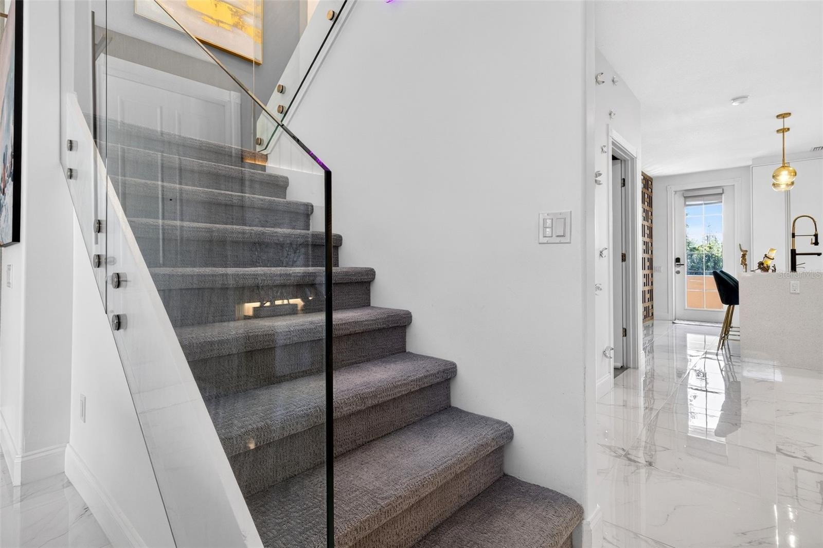 VILLAGEWALK/LK NONAA 01B - Residential