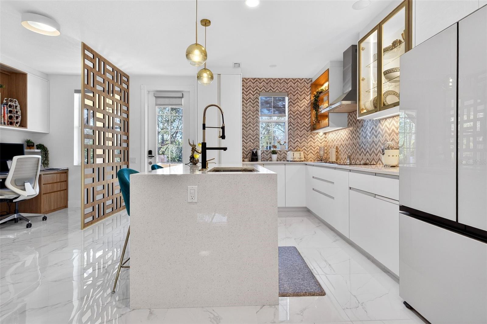 VILLAGEWALK/LK NONAA 01B - Residential