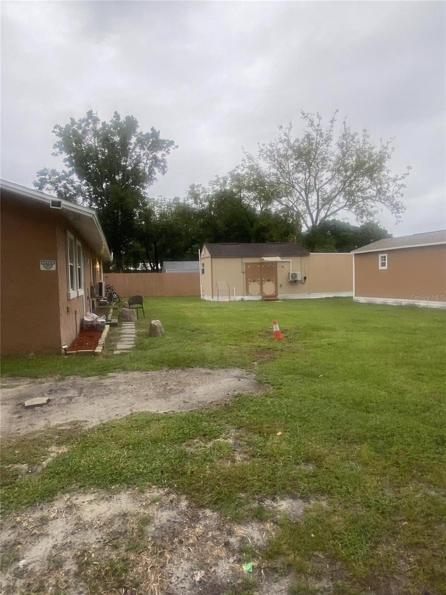 ACREAGE & UNREC - Residential Income