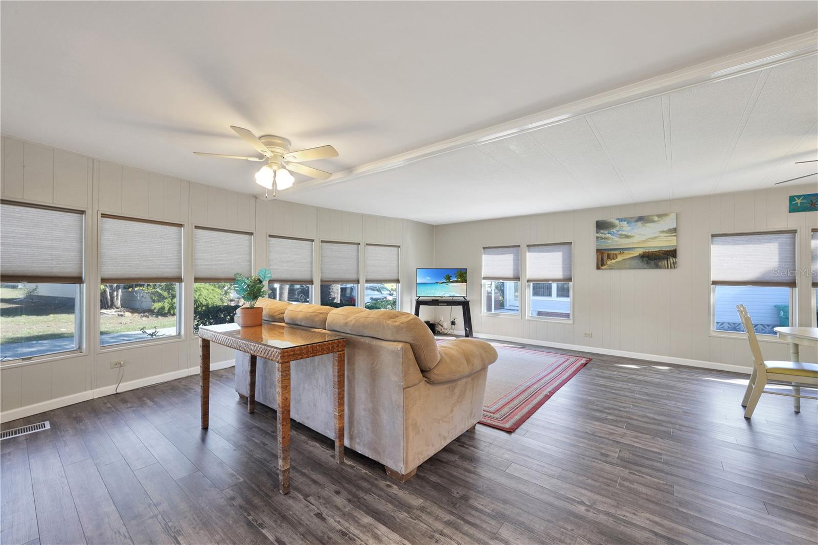 MAPLE LEAF ESTATES - Residential