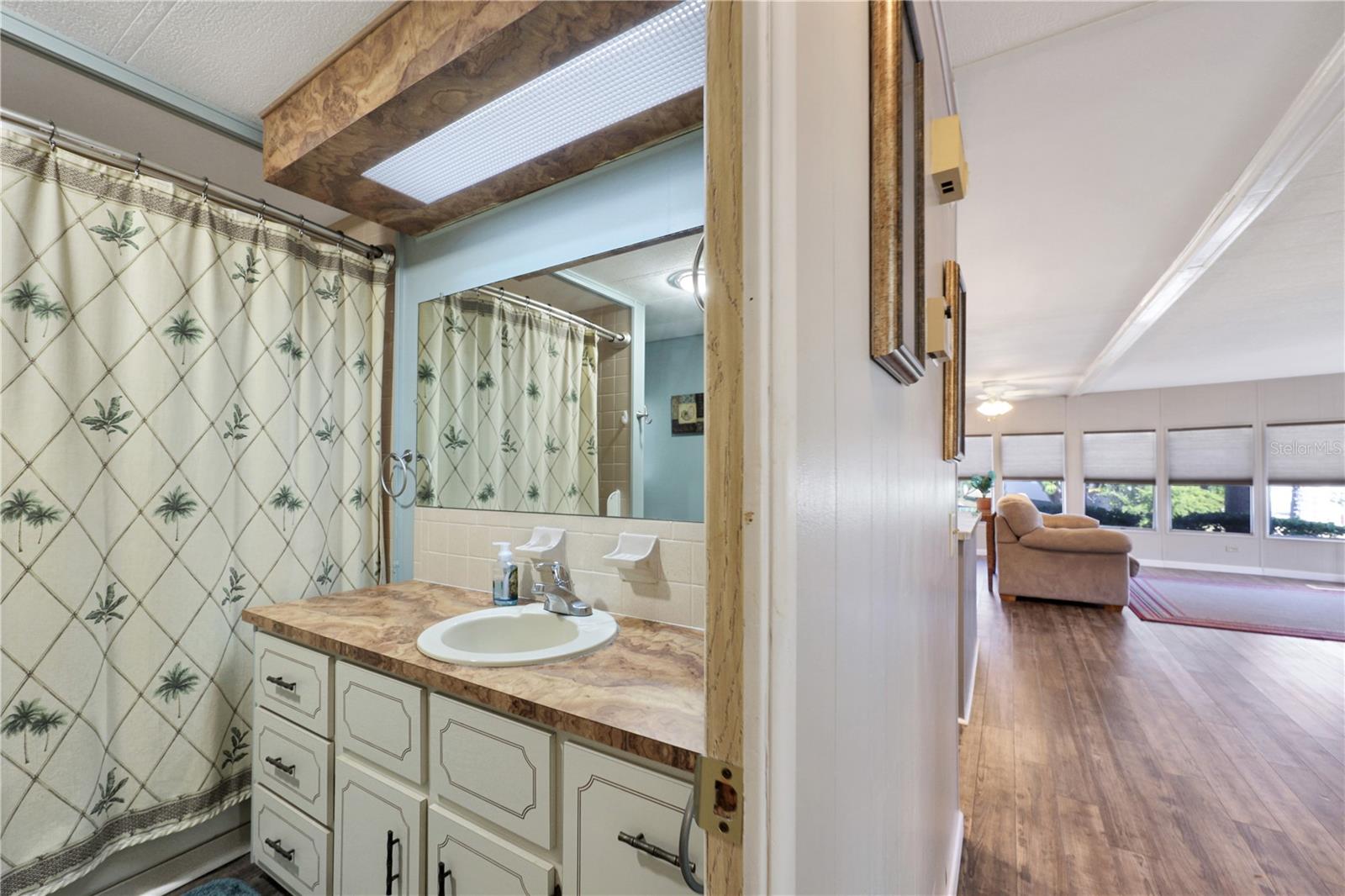 MAPLE LEAF ESTATES - Residential