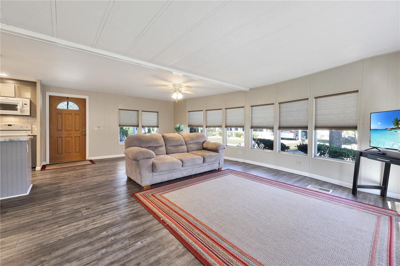 MAPLE LEAF ESTATES - Residential