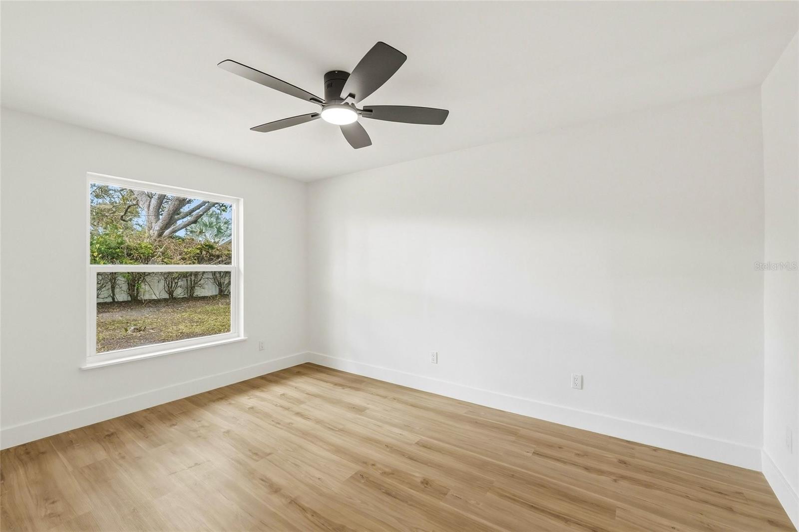 FAIRWAY ESTATES 7TH ADD - Residential