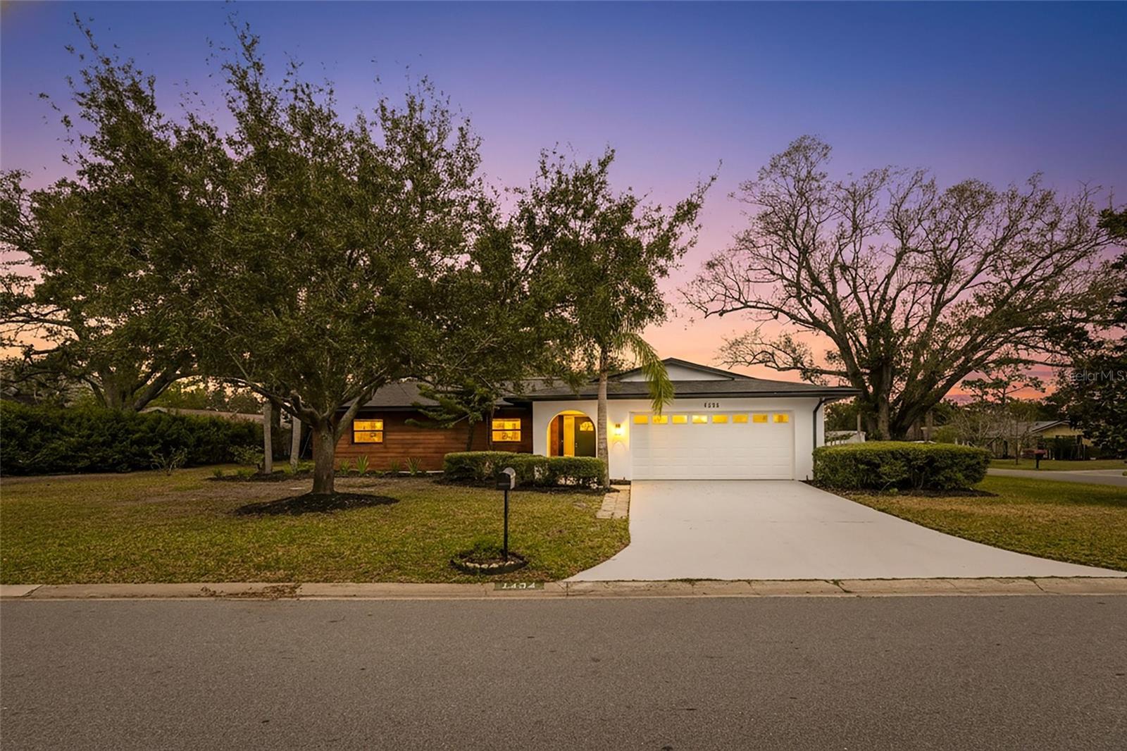 FAIRWAY ESTATES 7TH ADD - Residential