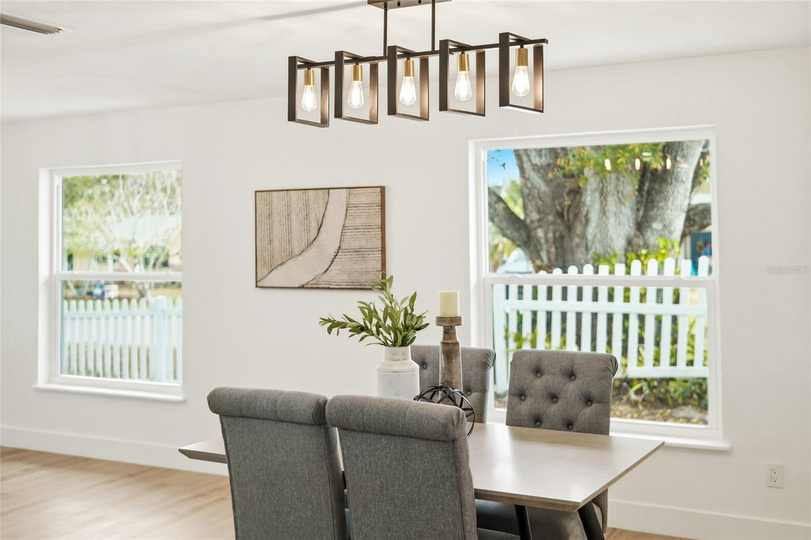 FAIRWAY ESTATES 7TH ADD - Residential