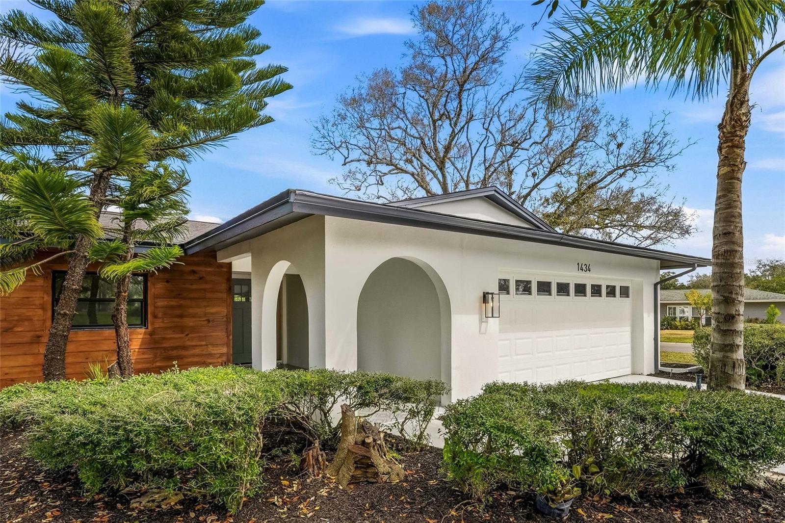 FAIRWAY ESTATES 7TH ADD - Residential