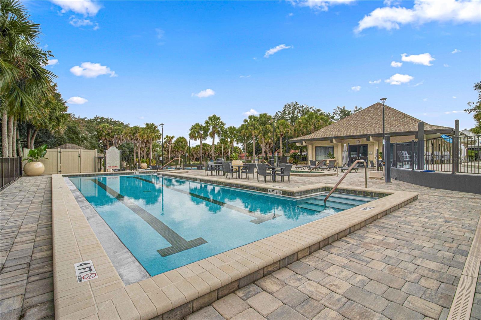 OAK RUN - Residential