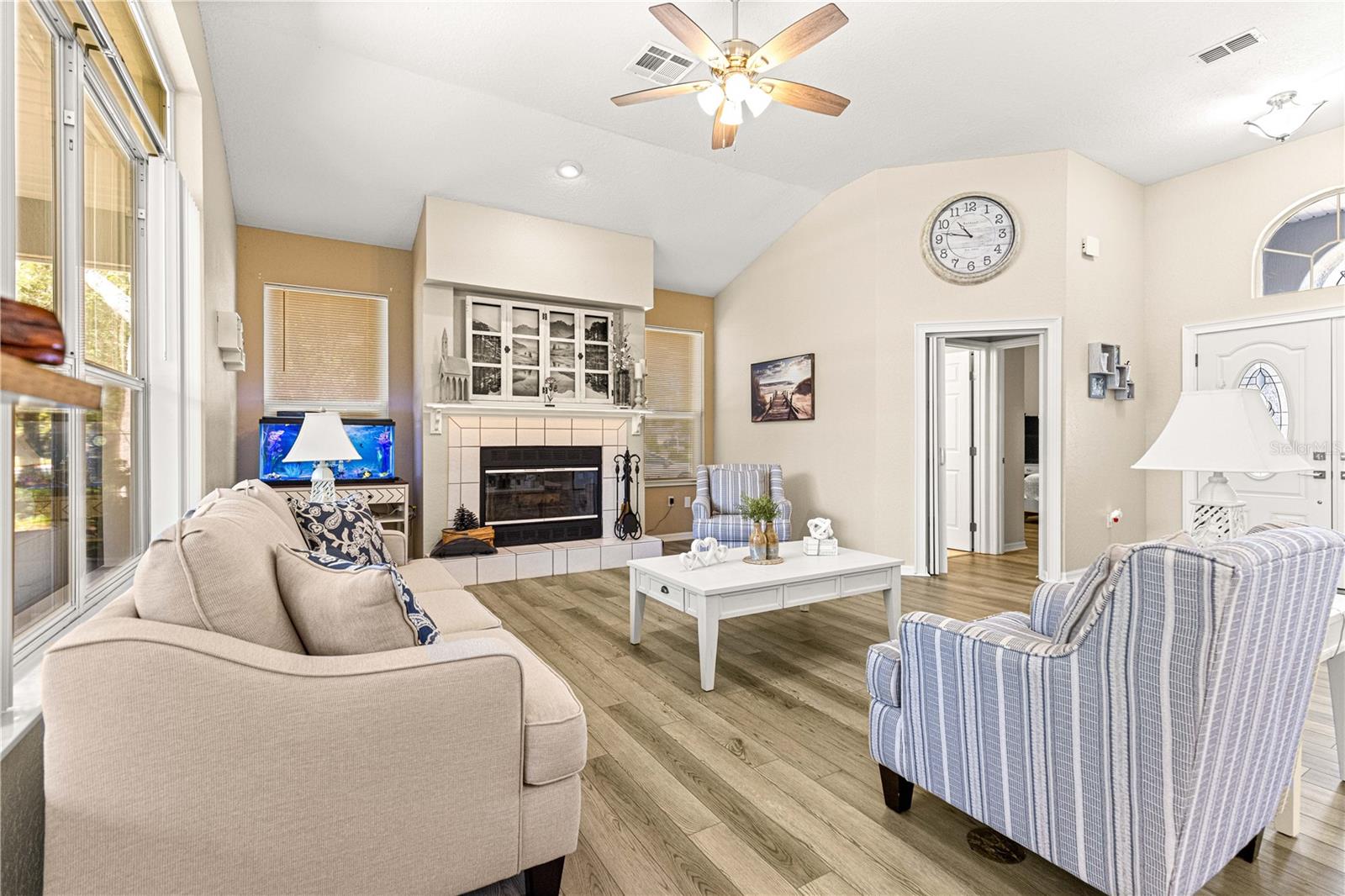 OAK RUN - Residential