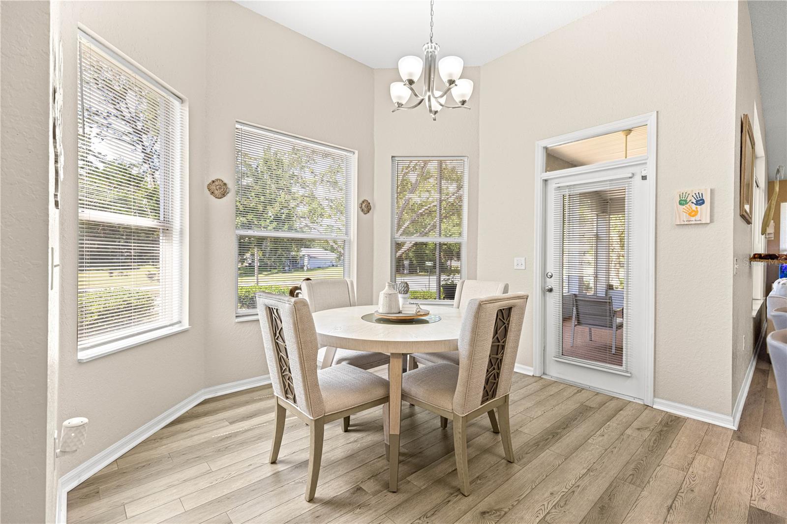 OAK RUN - Residential