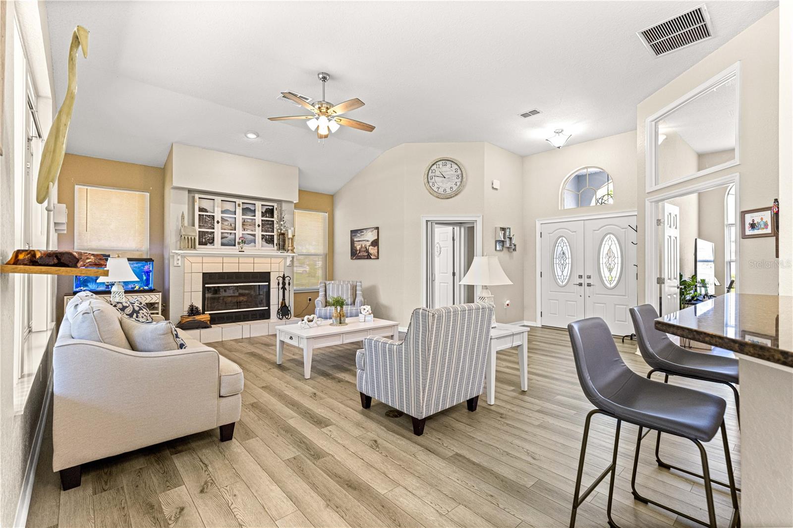 OAK RUN - Residential