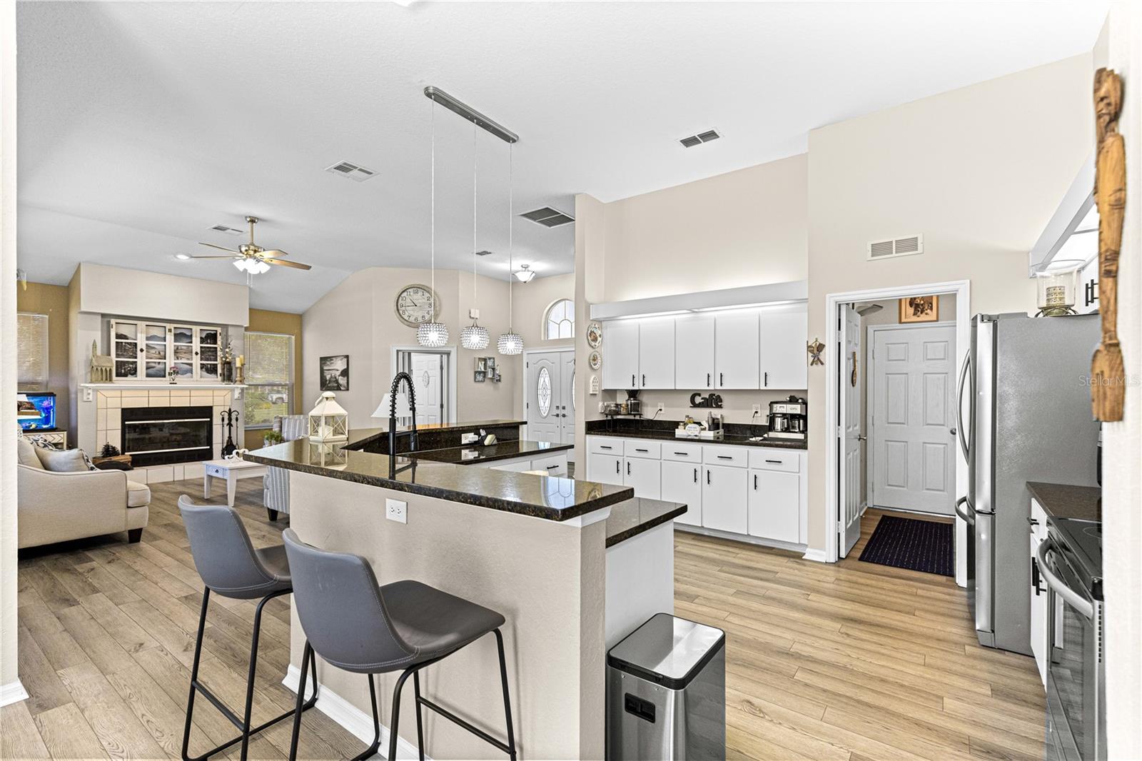 OAK RUN - Residential