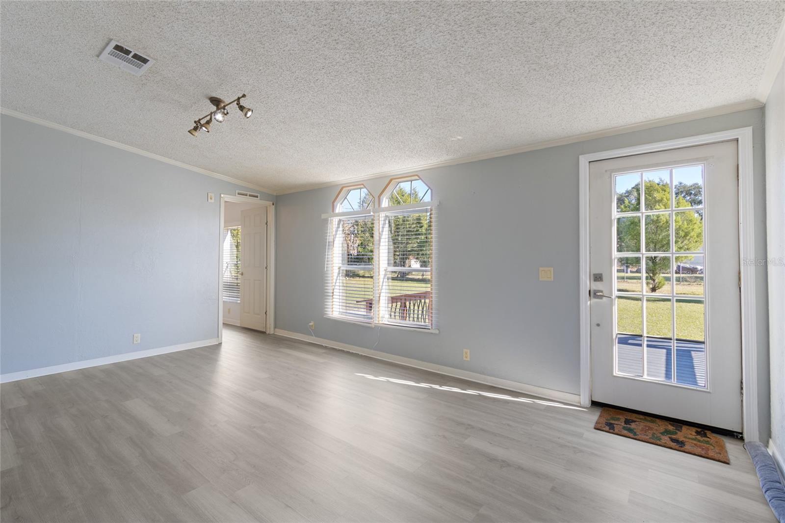 PIPPIN ACRES - Residential