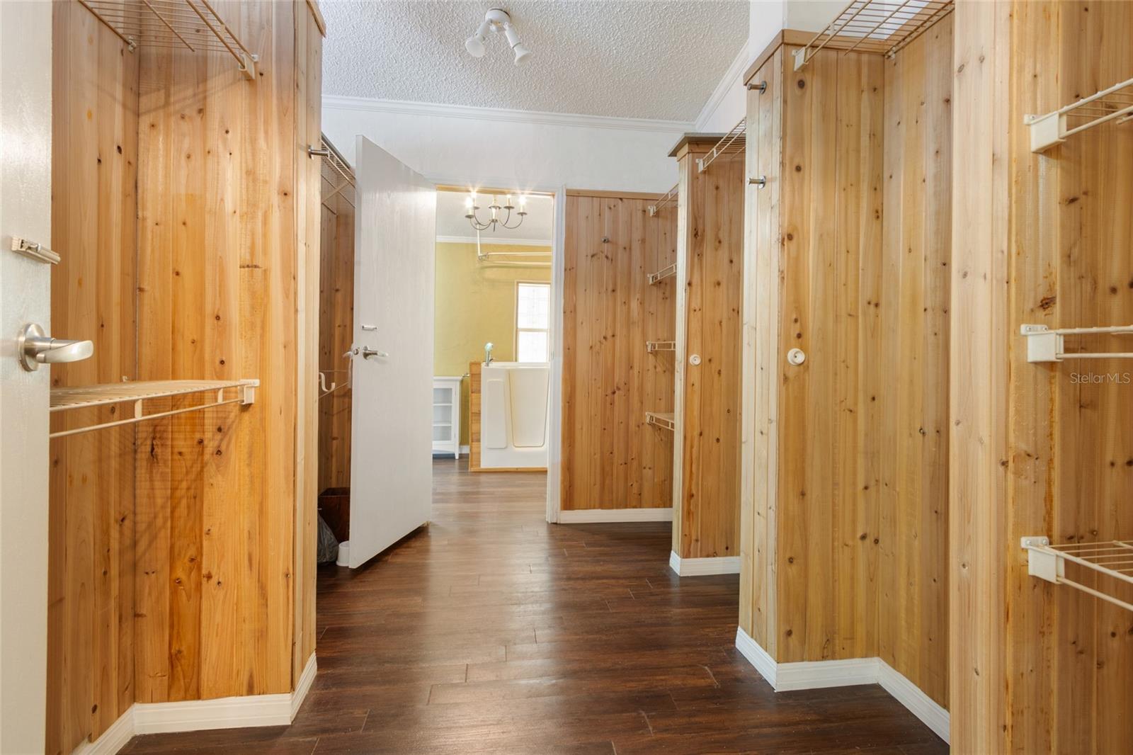 PIPPIN ACRES - Residential