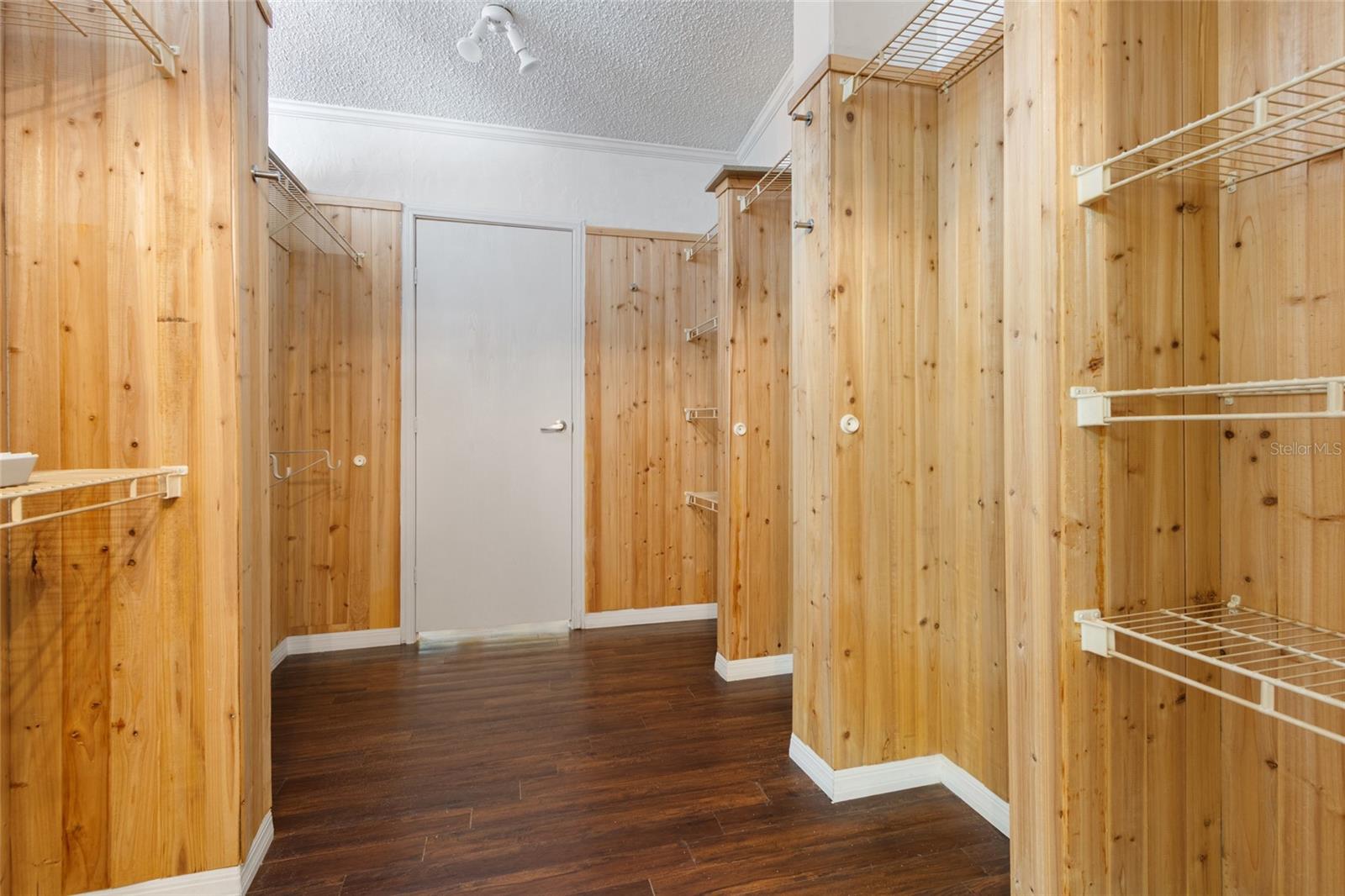 PIPPIN ACRES - Residential