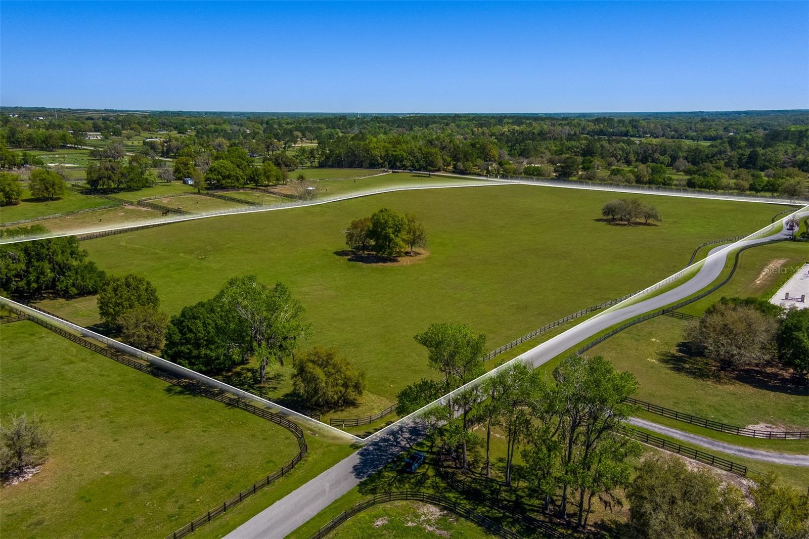 WHISPERING KNOLL - Land