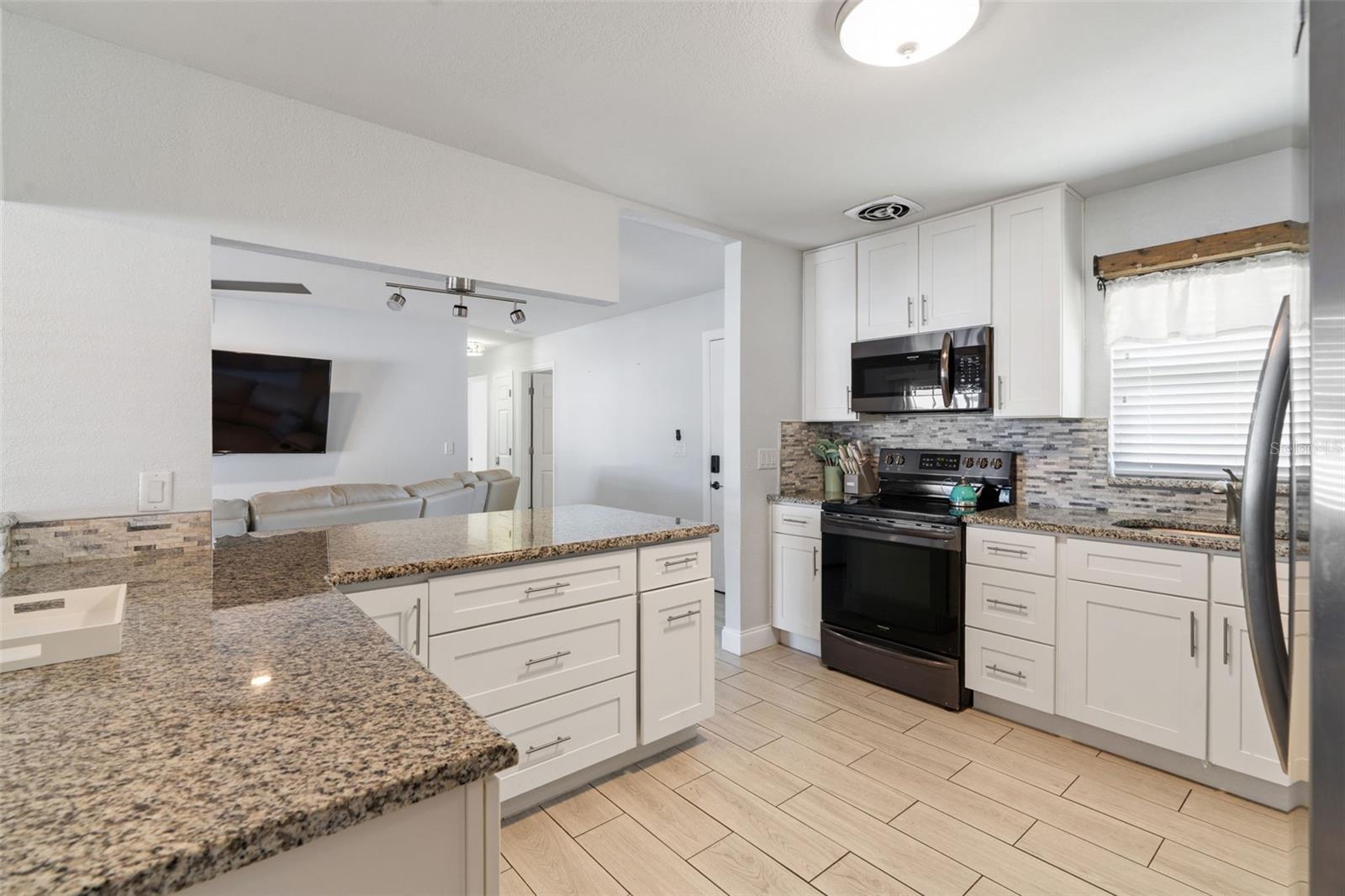 IDLEWILD ON THE HILLSBOROUGH - Residential