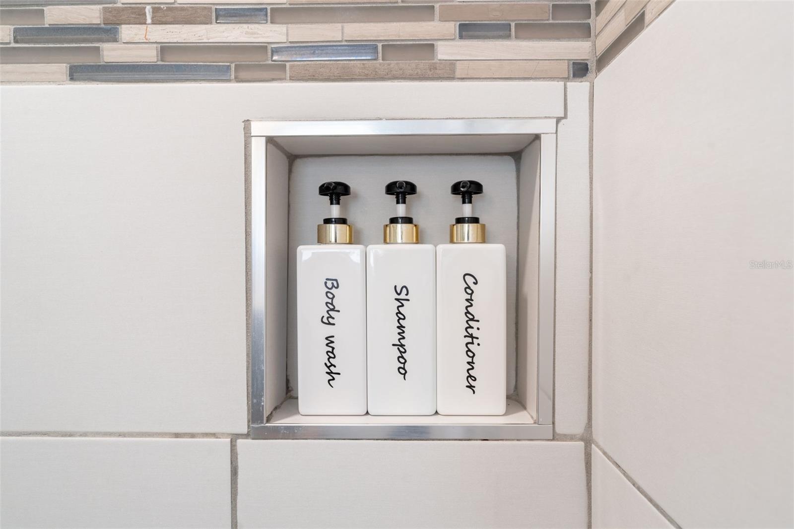 IDLEWILD ON THE HILLSBOROUGH - Residential