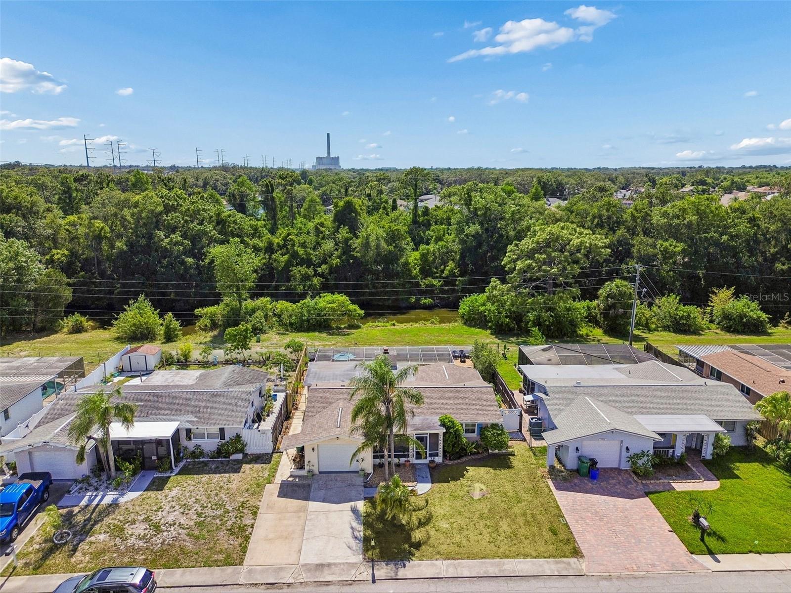 HOLIDAY LAKE ESTATES 21 - Residential