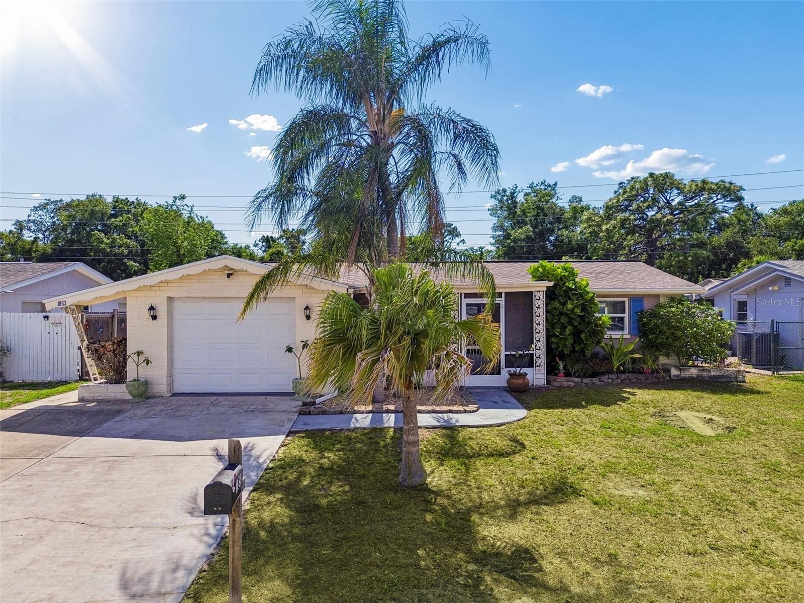 HOLIDAY LAKE ESTATES 21 - Residential