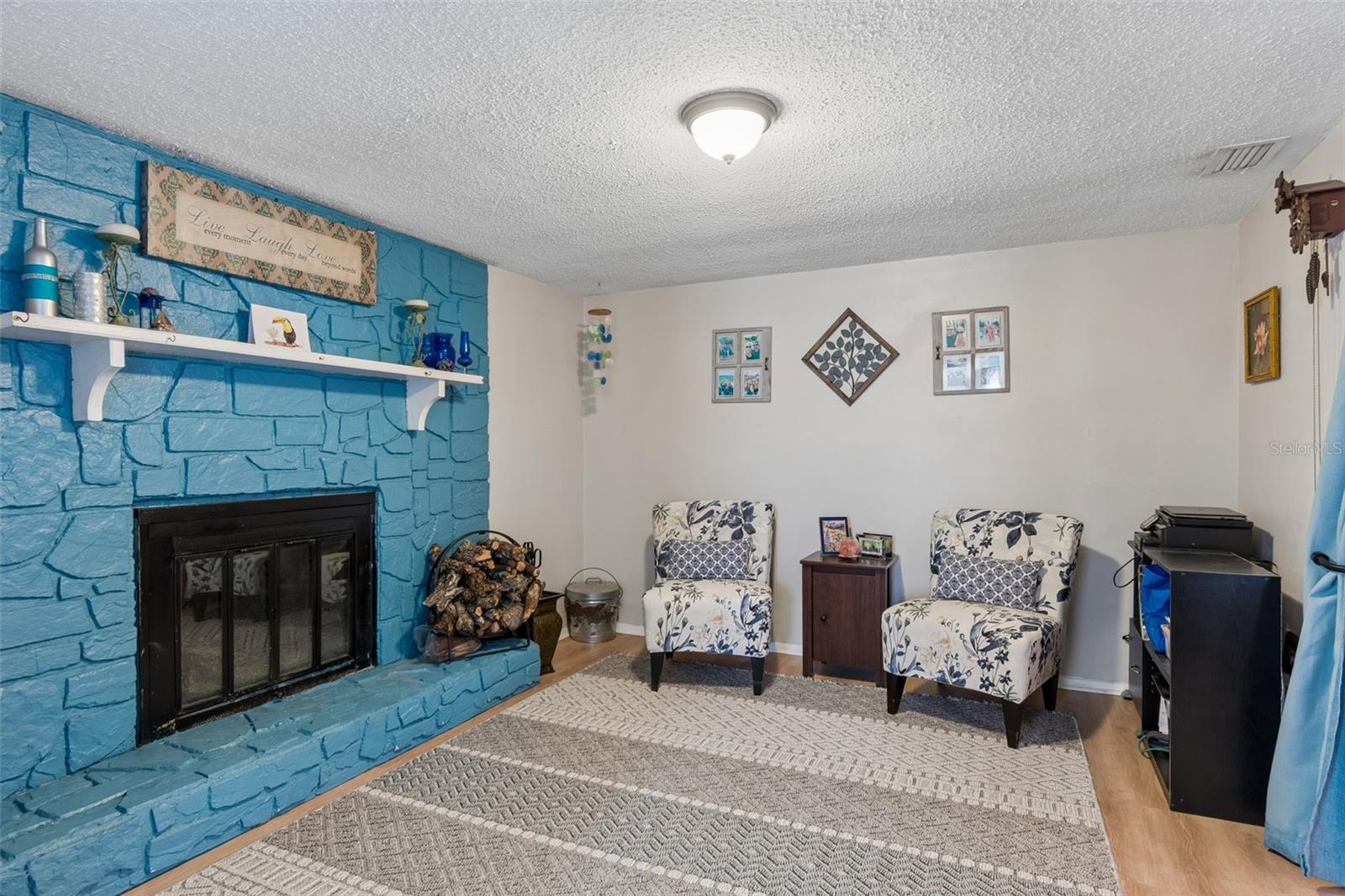 HOLIDAY LAKE ESTATES 21 - Residential