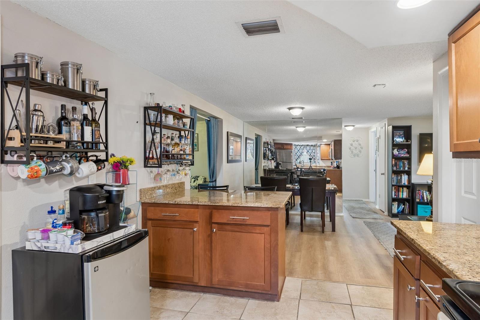 HOLIDAY LAKE ESTATES 21 - Residential
