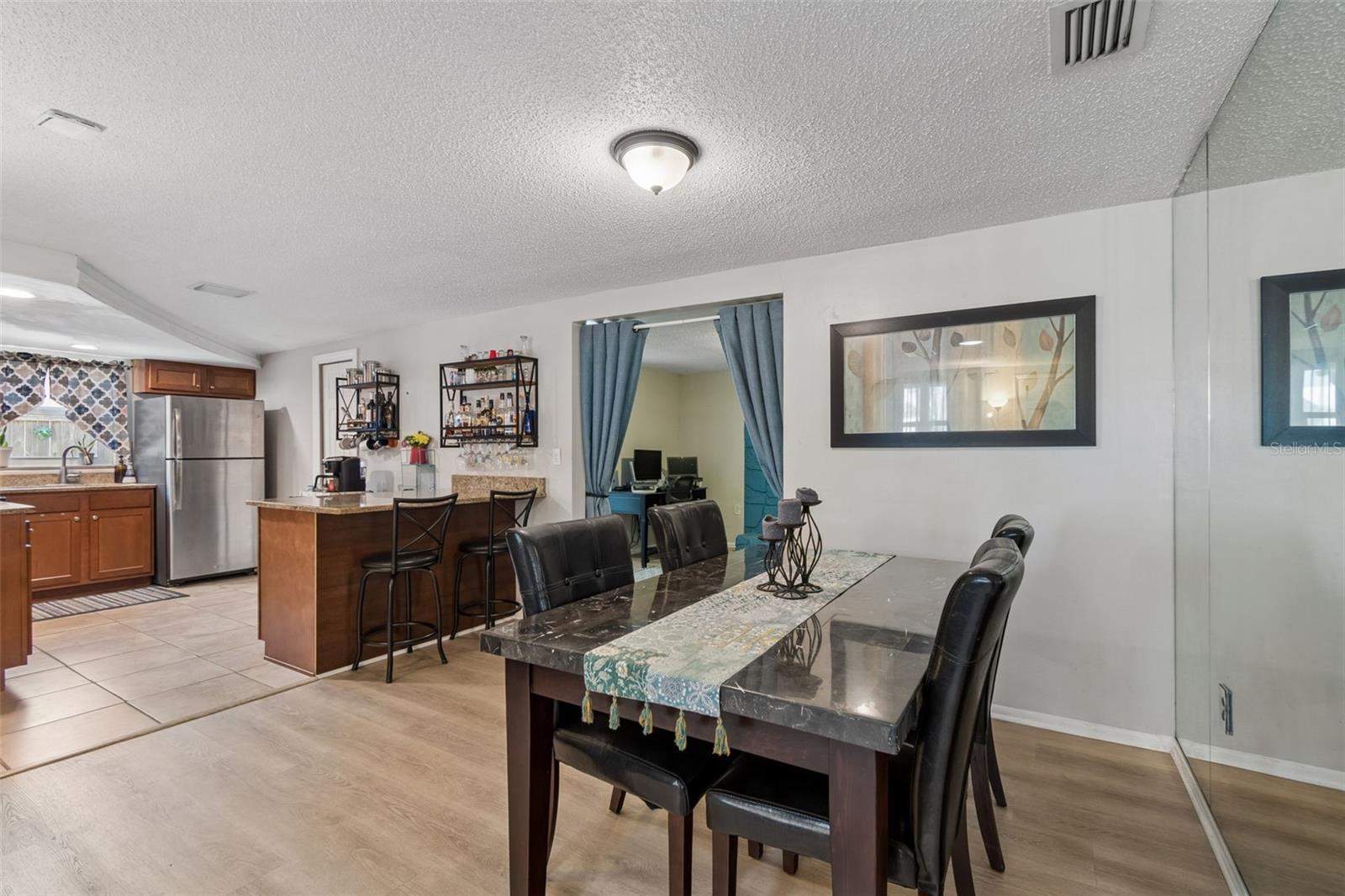 HOLIDAY LAKE ESTATES 21 - Residential