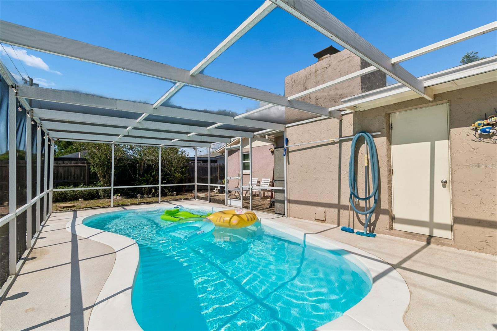 HOLIDAY LAKE ESTATES 21 - Residential