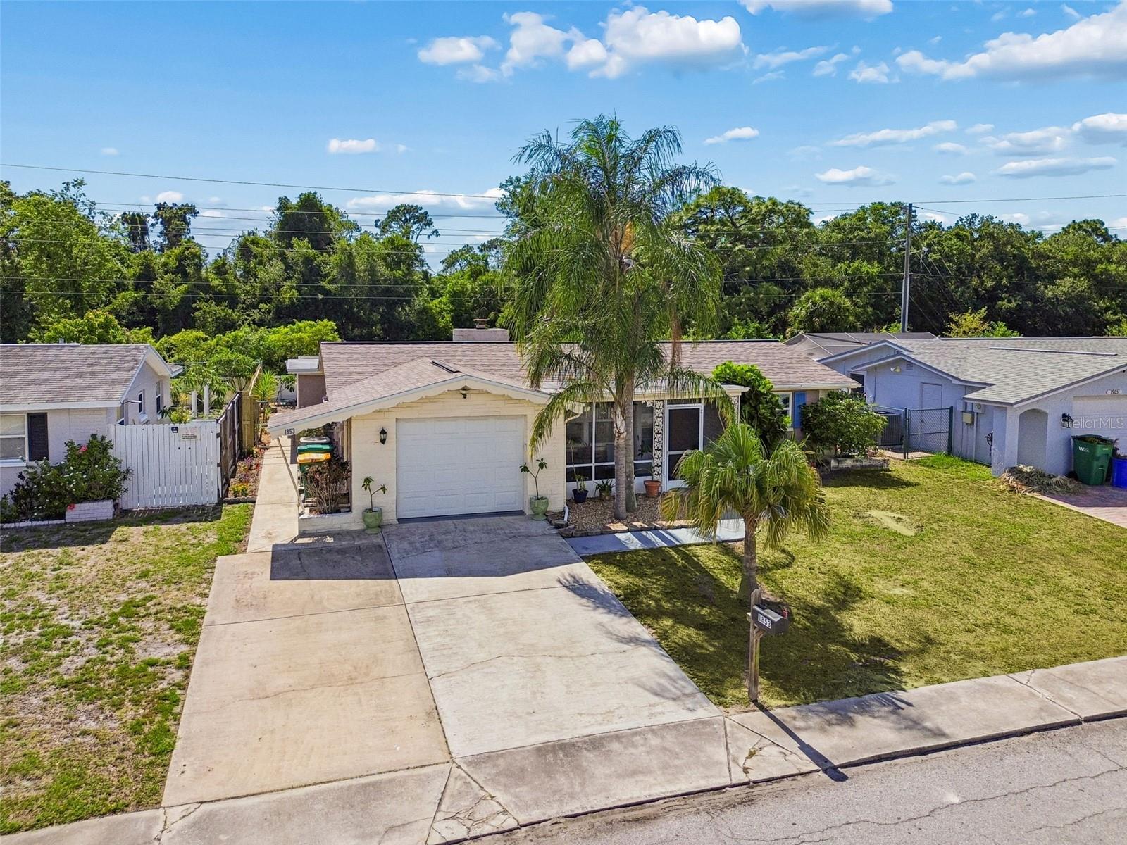 HOLIDAY LAKE ESTATES 21 - Residential