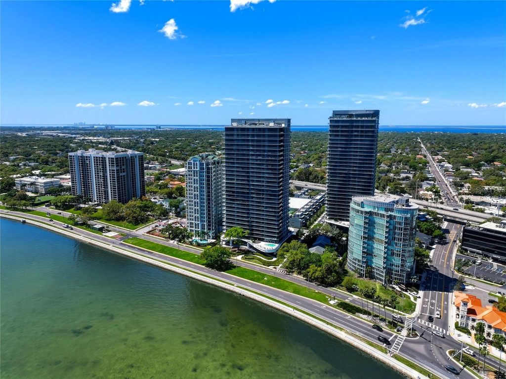 Photo of 3101 Bayshore Boulevard #504, Tampa, FL 33629 (MLS # TB8482386)