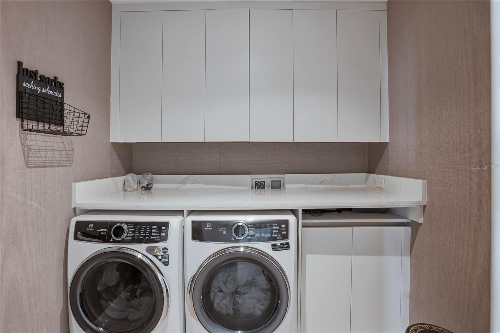 RITZ CARLTON RESIDENCES - Residential