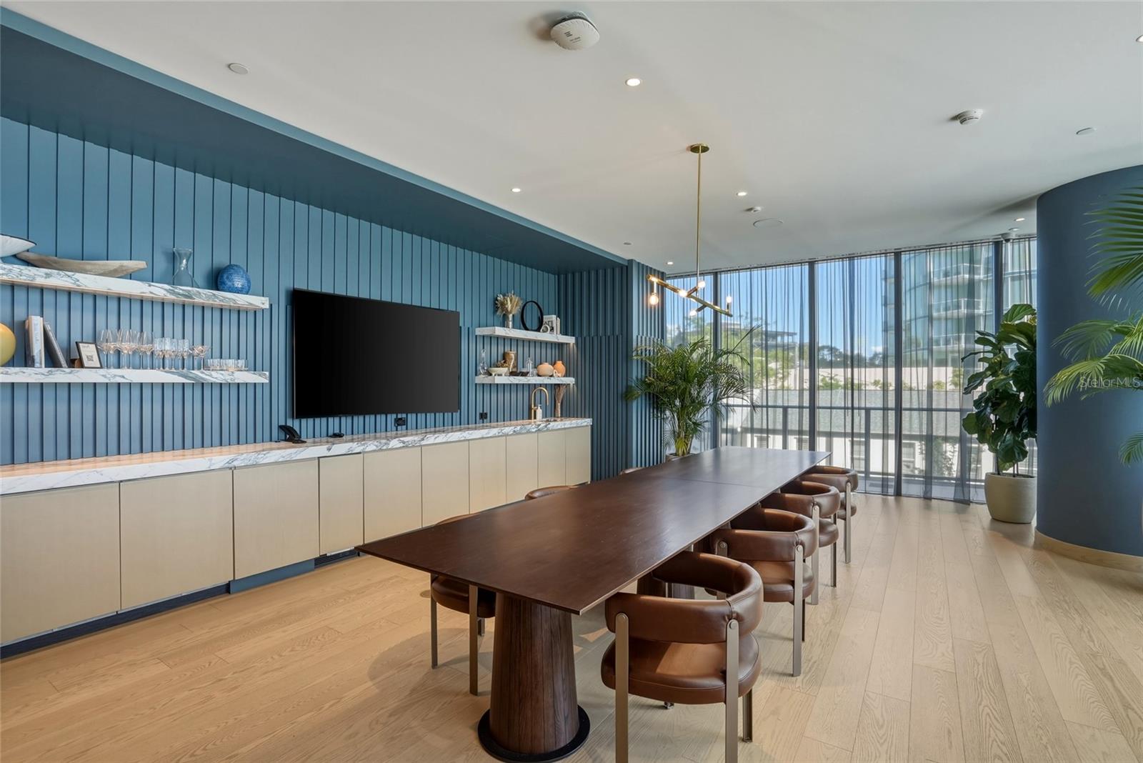 RITZ CARLTON RESIDENCES - Residential