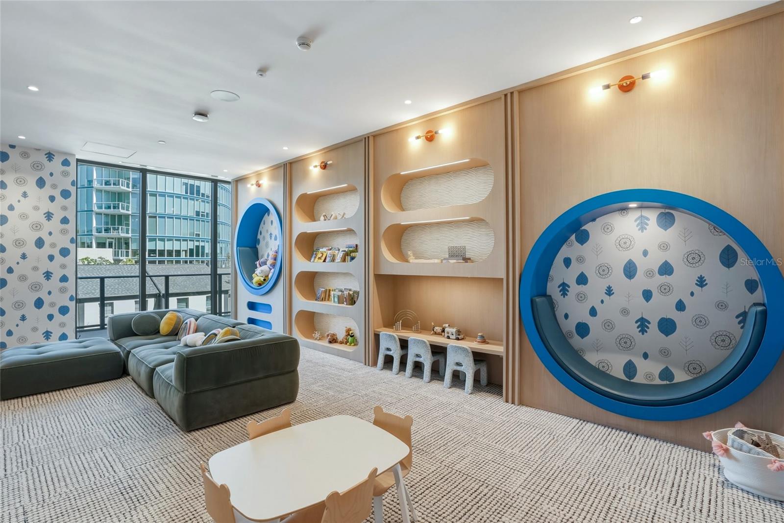 RITZ CARLTON RESIDENCES - Residential