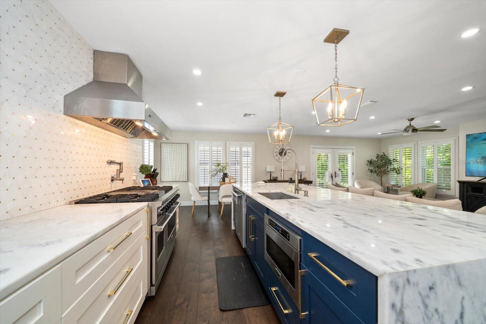 H J WATROUS ADDITION TO WEST HYDE PARK SUB - Residential