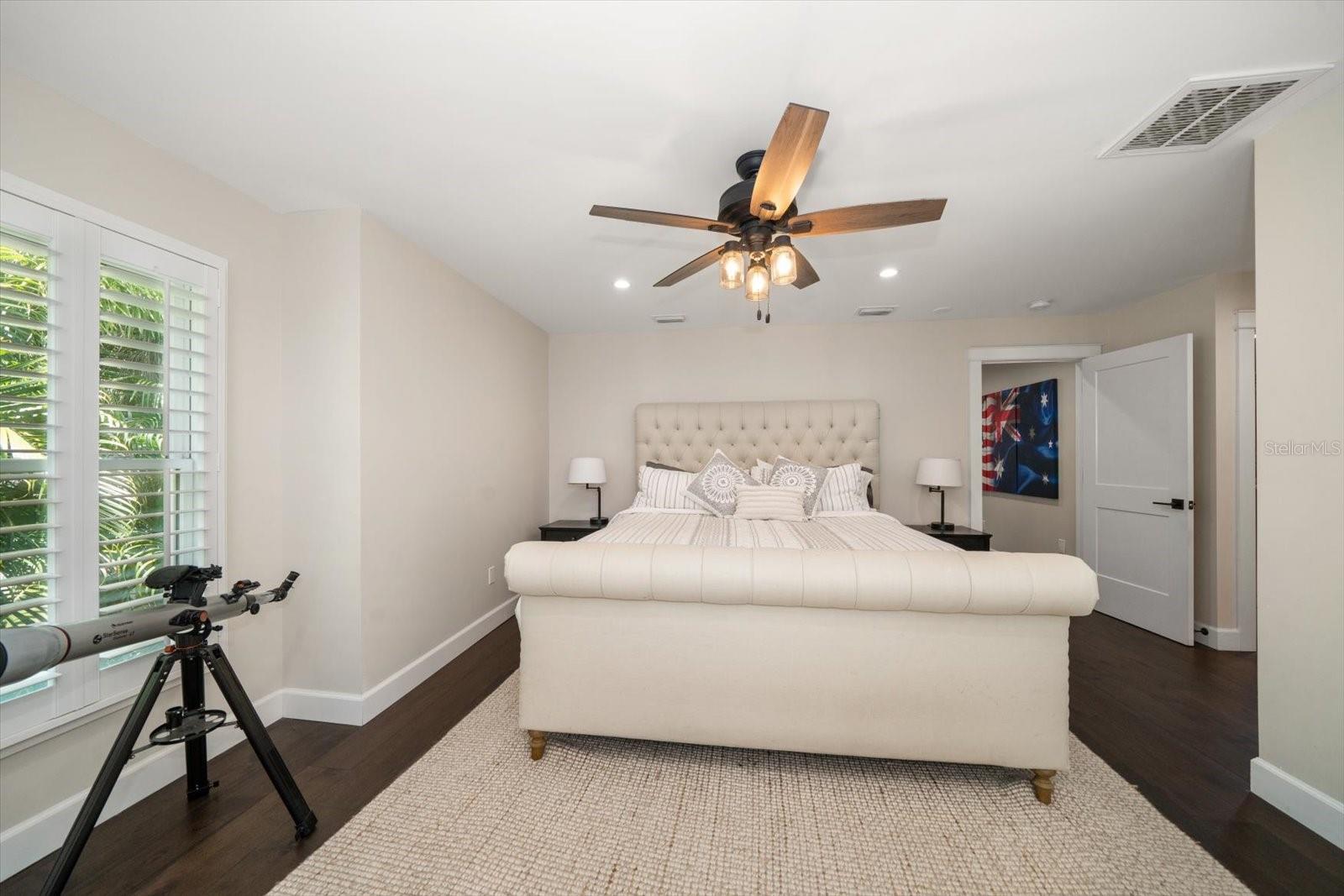 H J WATROUS ADDITION TO WEST HYDE PARK SUB - Residential