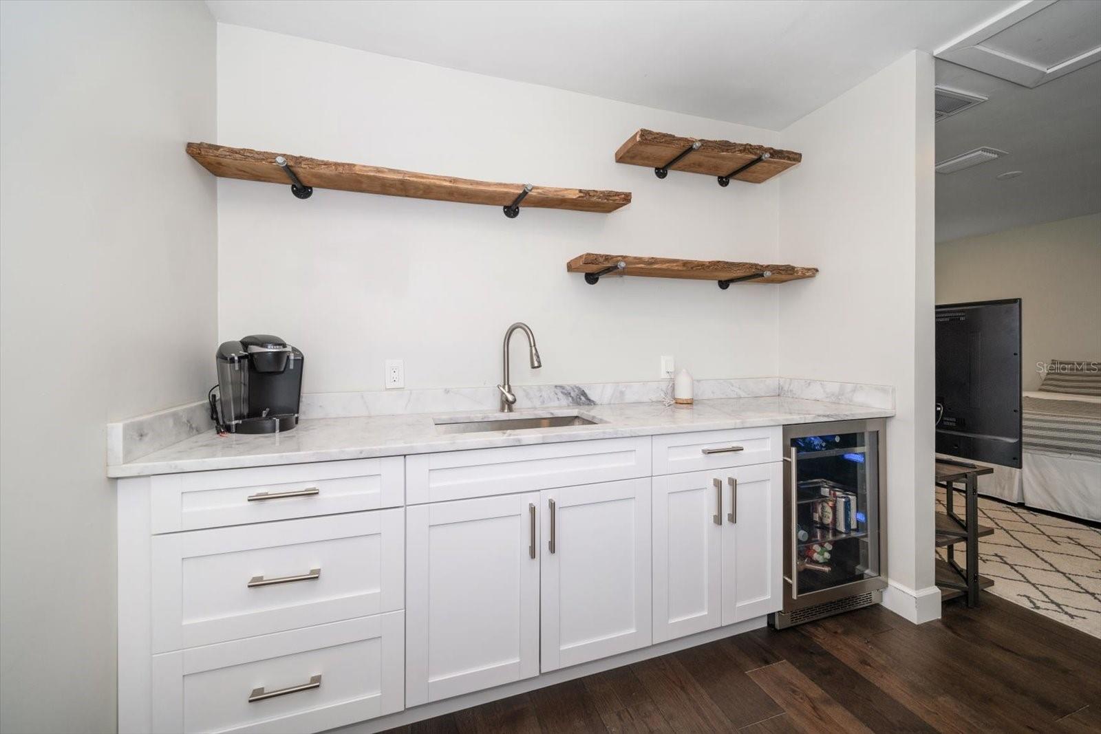 H J WATROUS ADDITION TO WEST HYDE PARK SUB - Residential