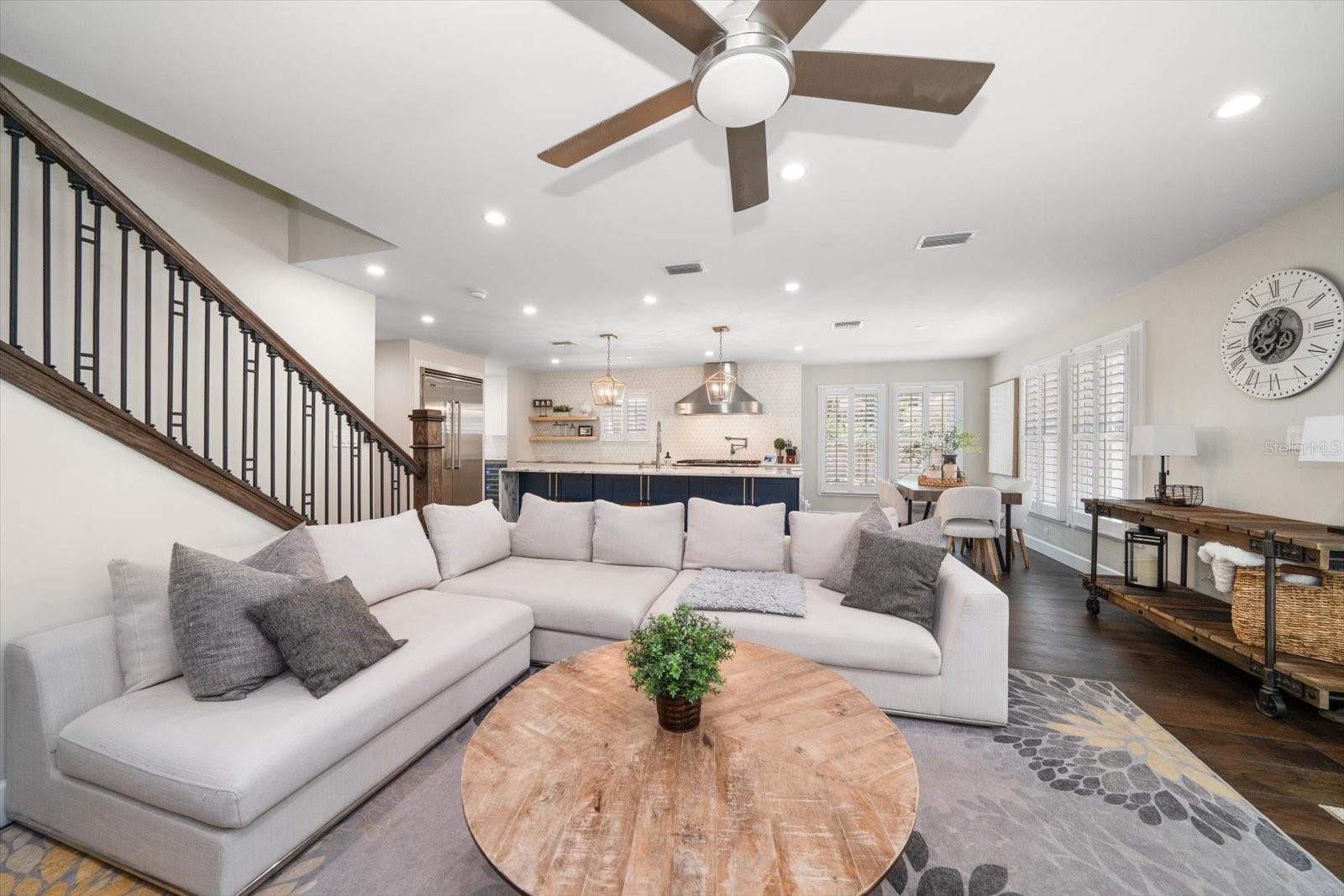 H J WATROUS ADDITION TO WEST HYDE PARK SUB - Residential