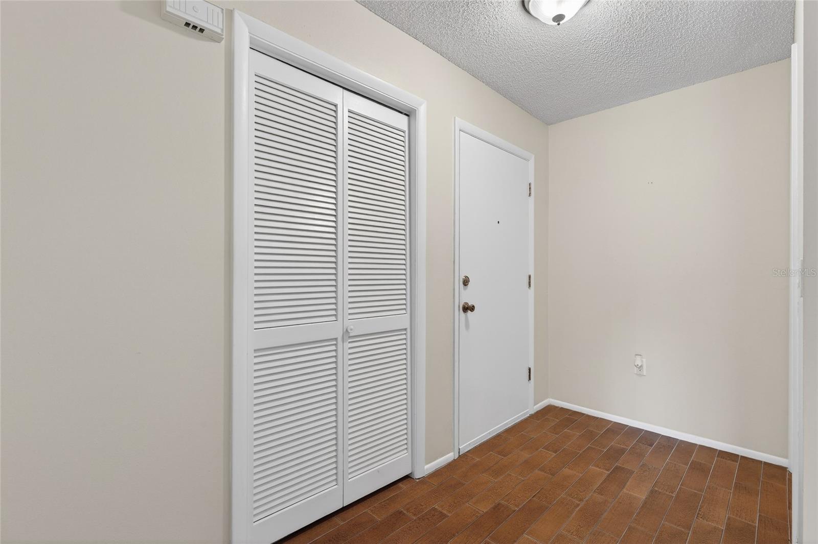 EAST LAKE WOODLANDS CONDO - Residential
