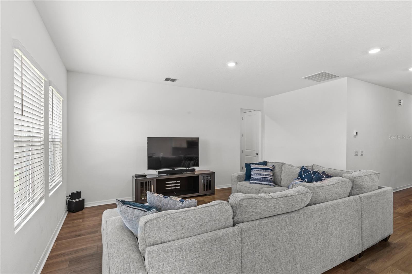 VILLAGES/MINNEOLA HILLS PH 1A - Residential