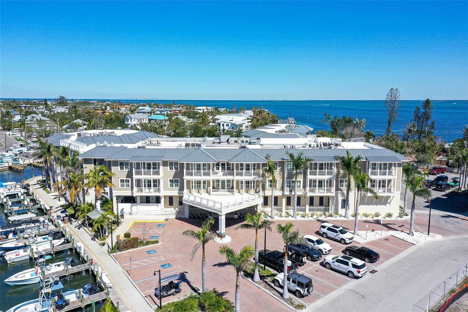WATERLINE VILLAS & MARINE - Residential