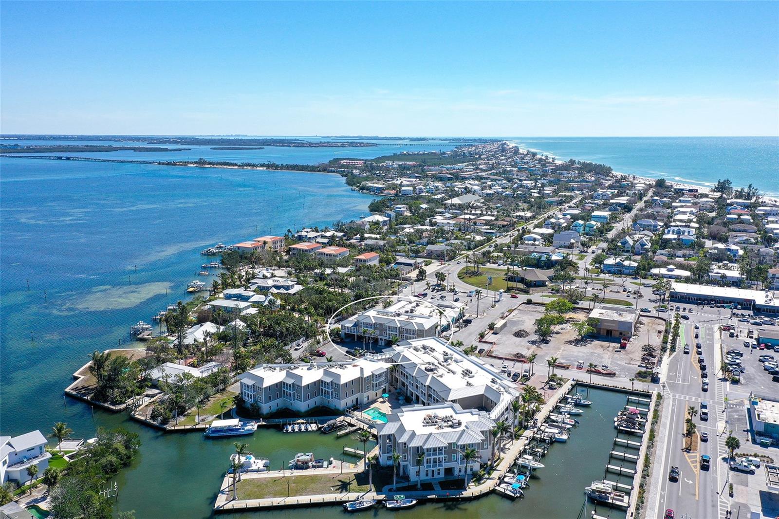 WATERLINE VILLAS & MARINE - Residential
