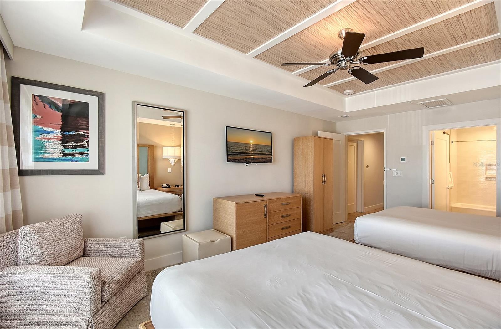 WATERLINE VILLAS & MARINE - Residential