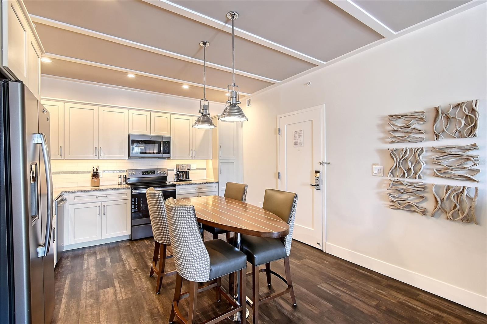 WATERLINE VILLAS & MARINE - Residential