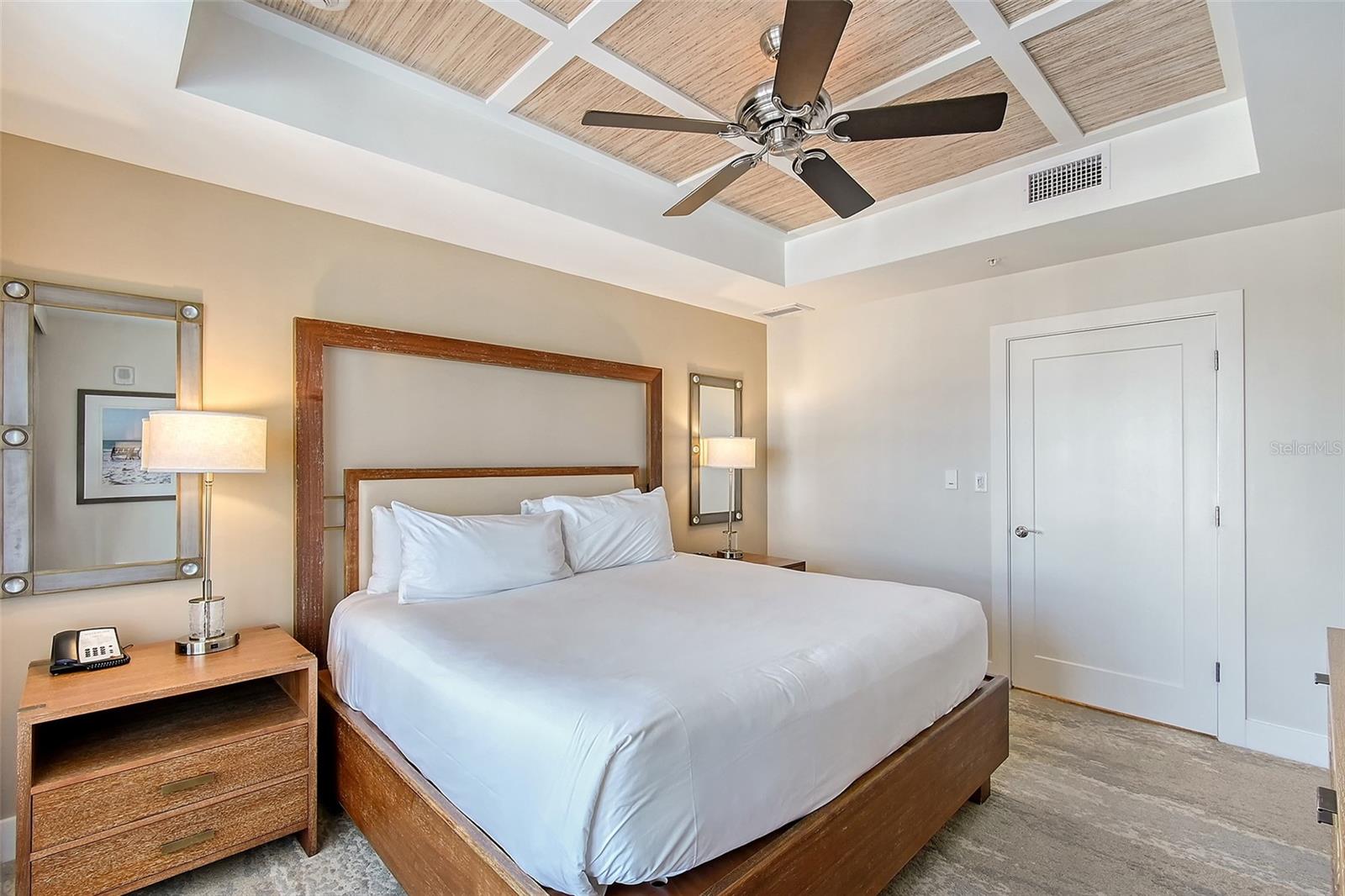 WATERLINE VILLAS & MARINE - Residential