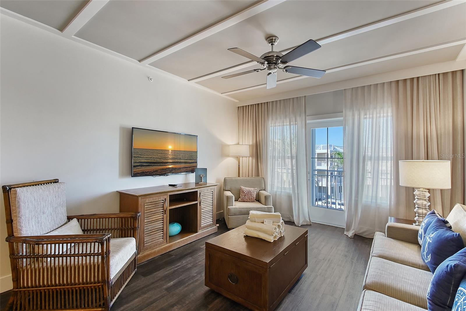 WATERLINE VILLAS & MARINE - Residential