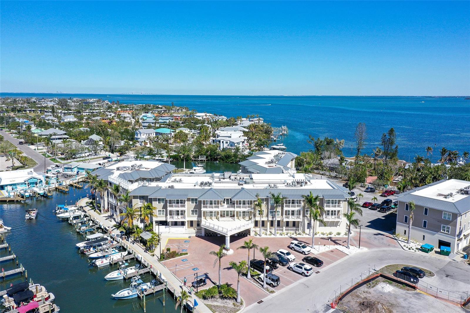 WATERLINE VILLAS & MARINE - Residential