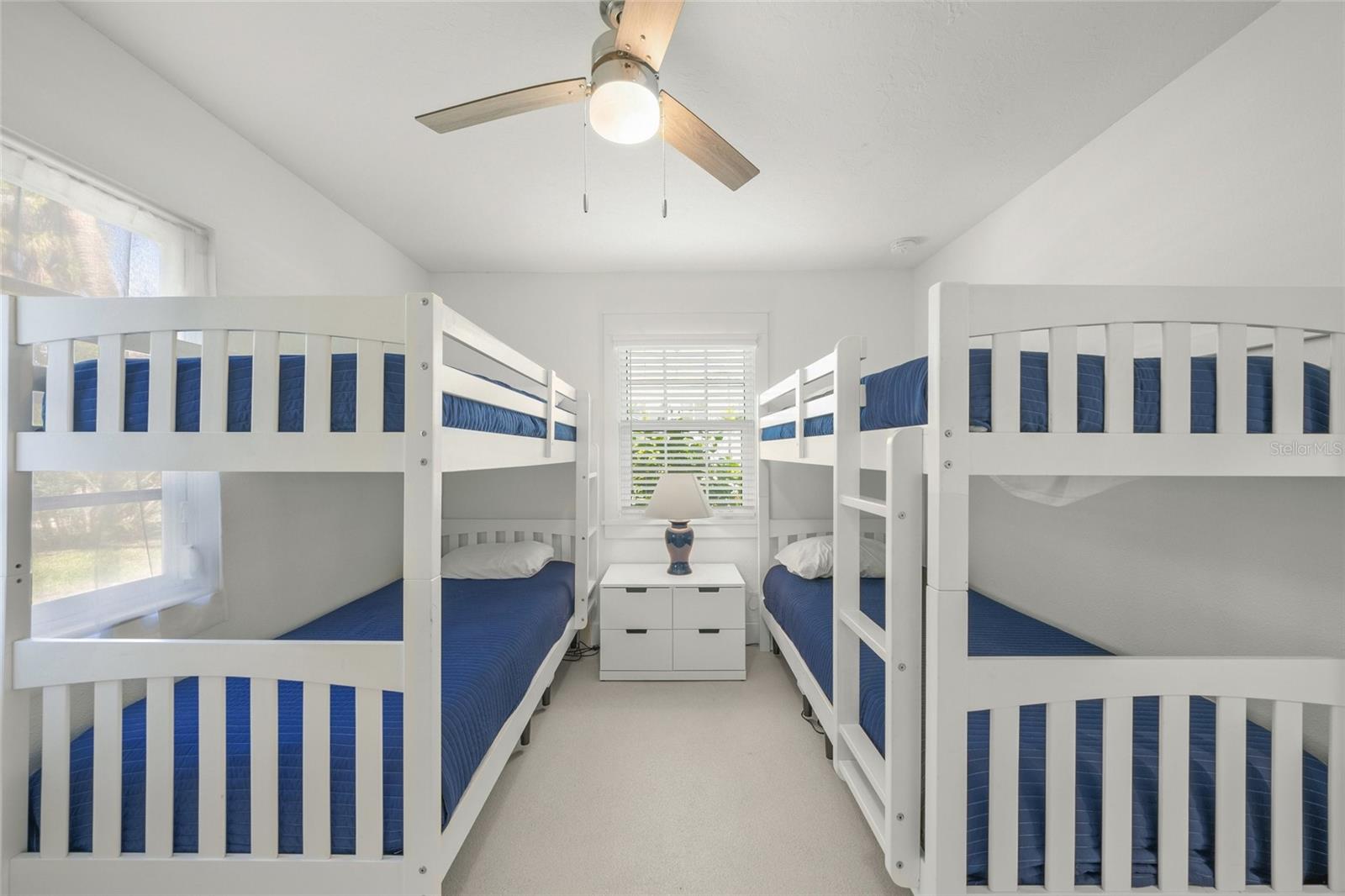 HOLMES BEACH 13TH UNIT - Residential