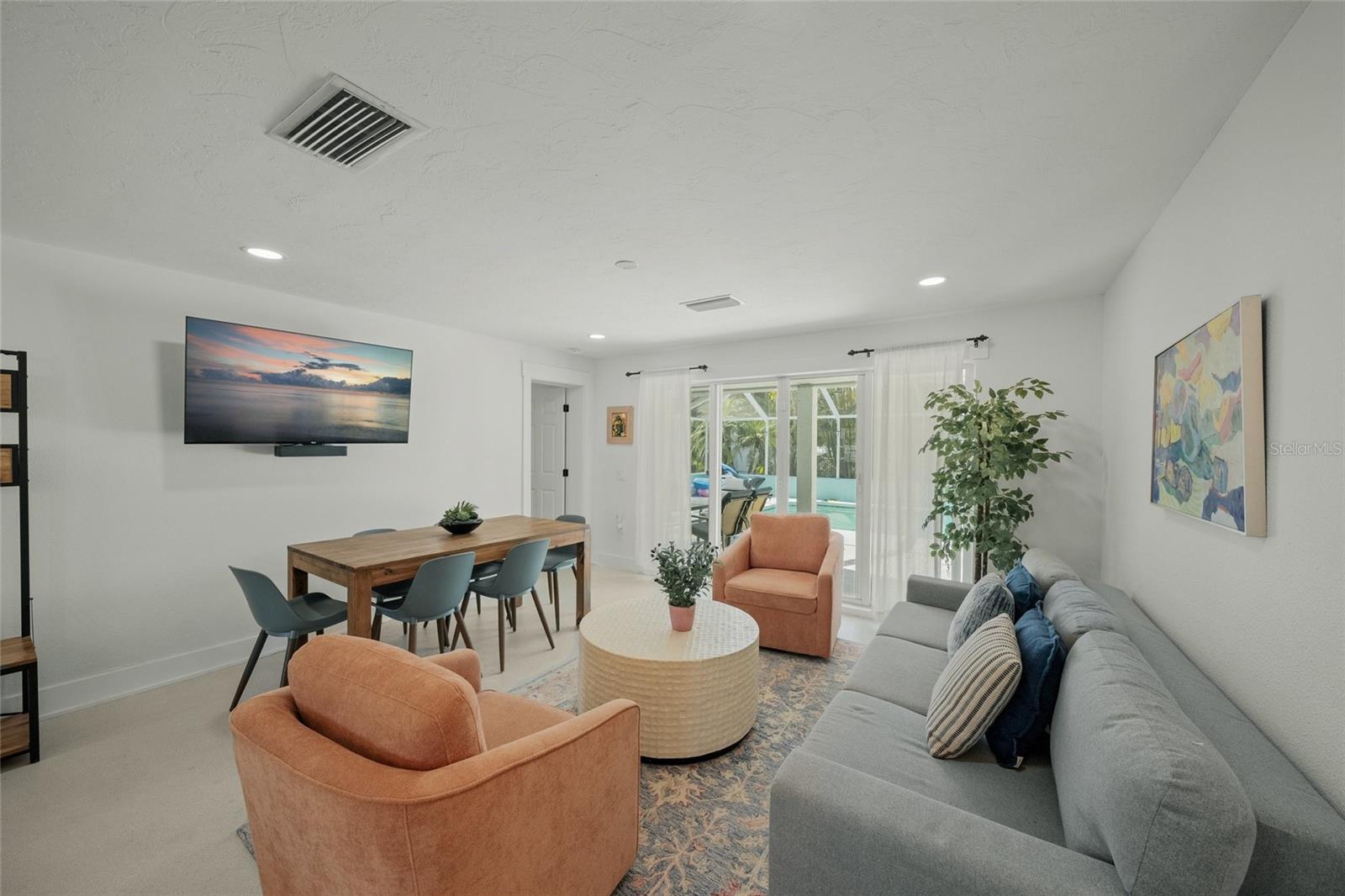 HOLMES BEACH 13TH UNIT - Residential