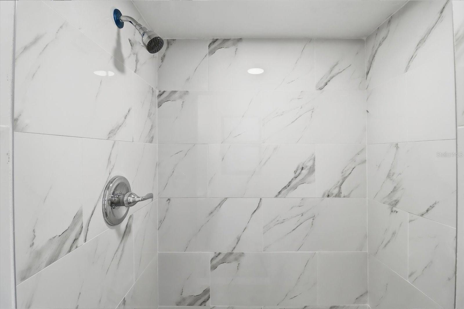 TOWN DUNNELLON - Residential